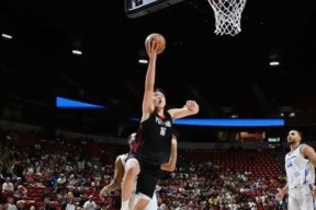 米乐m6官网-开拓者外线火力全开三分球频频命中的简单介绍